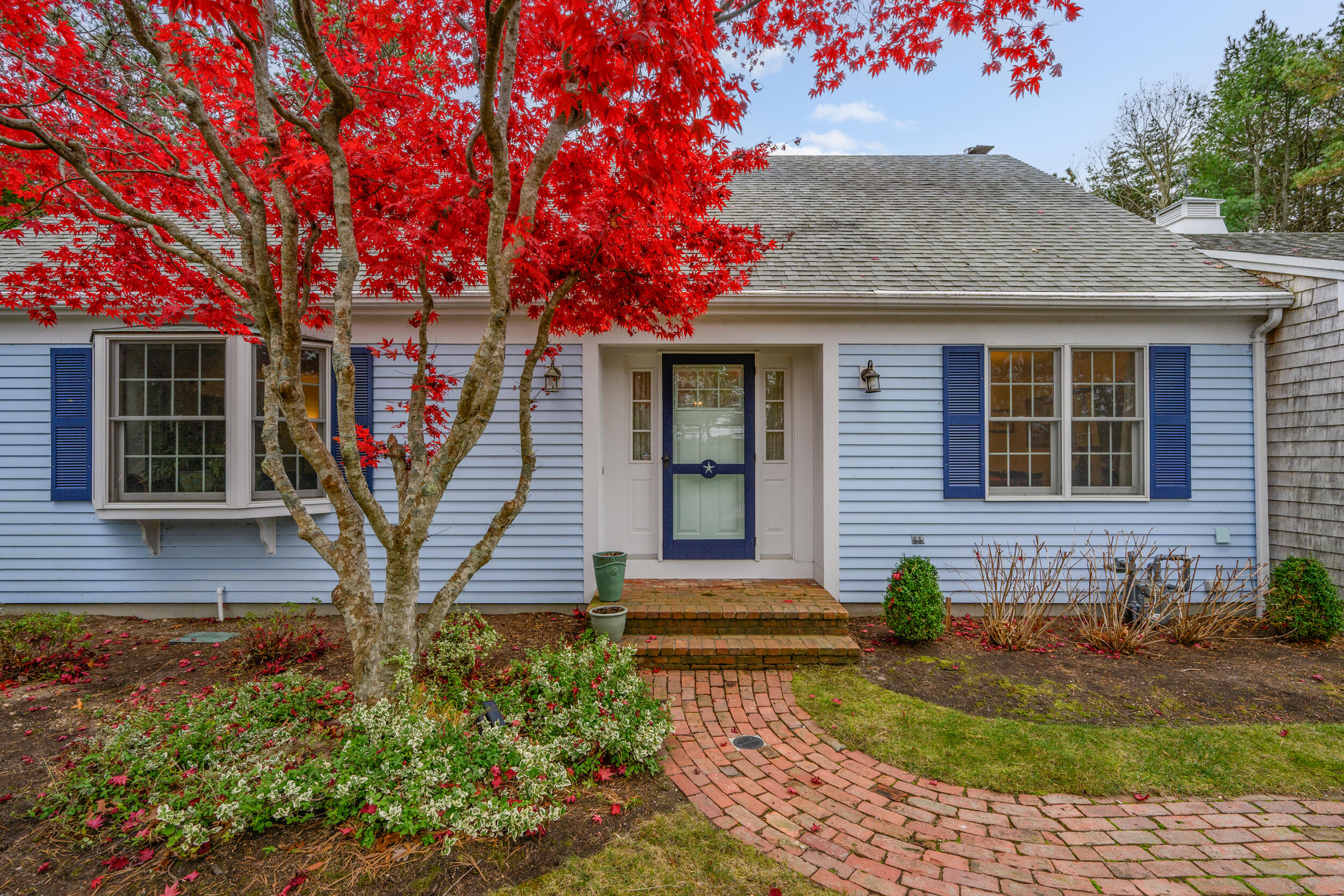 28 Lakeview Avenue Chatham MA 02633