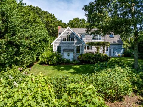 8 Macandrew Drive Dennis MA 02638