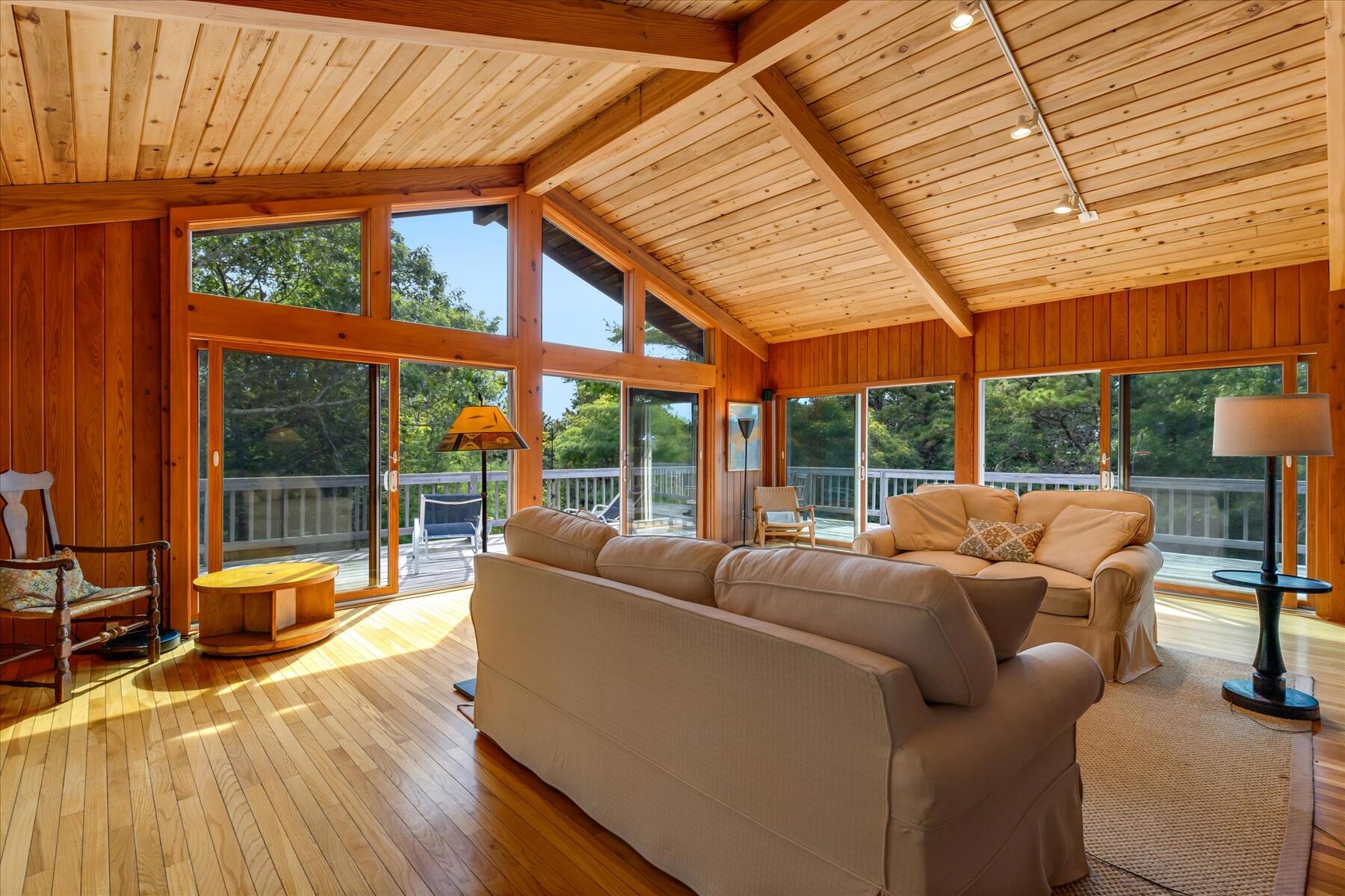 19 Avery Way Truro MA 02666