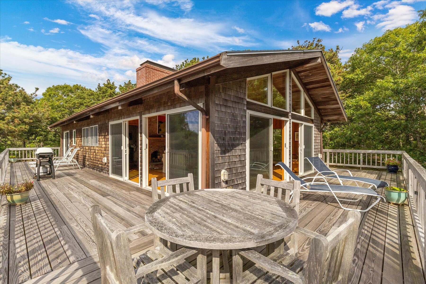 19 Avery Way Truro MA 02666