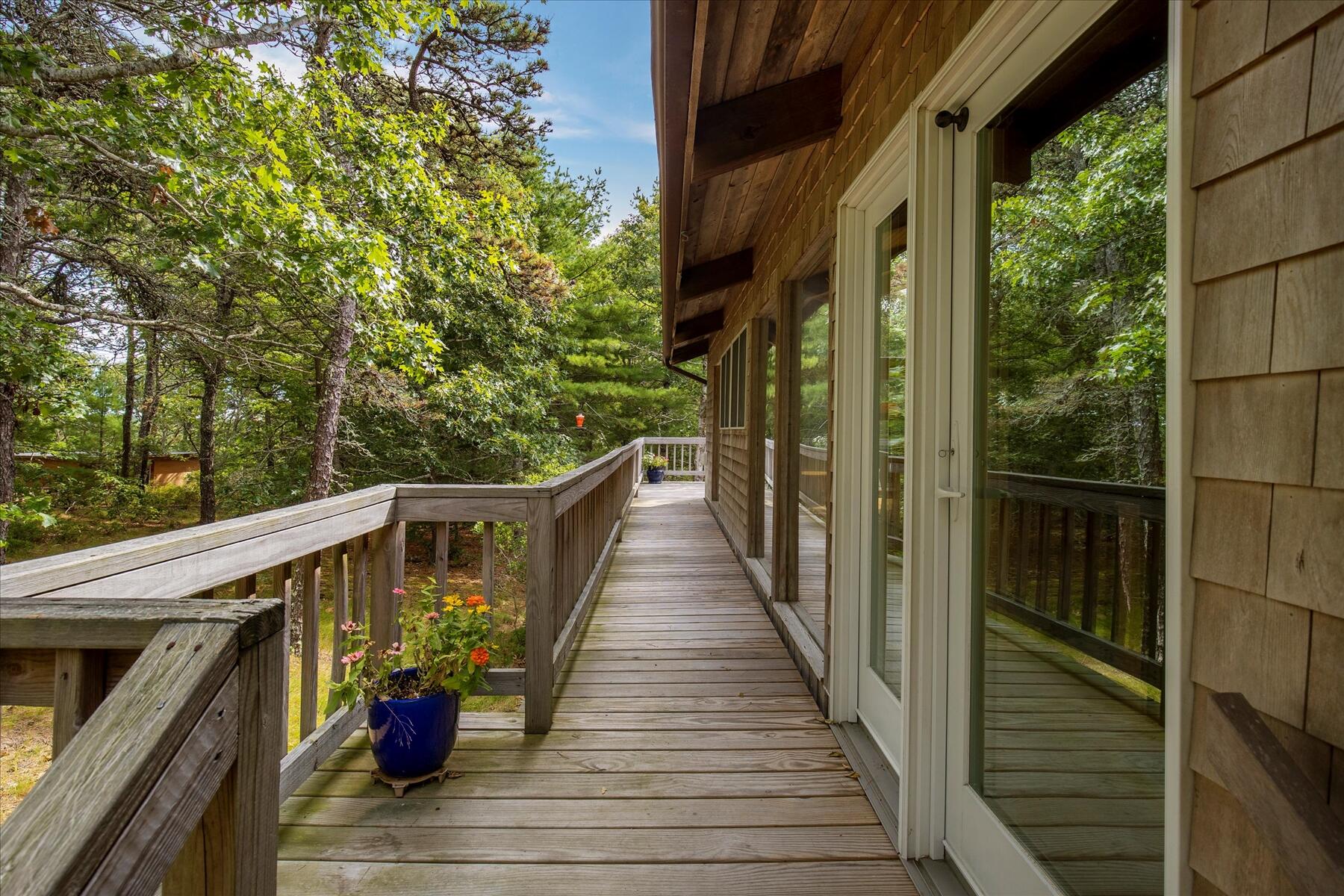 19 Avery Way Truro MA 02666