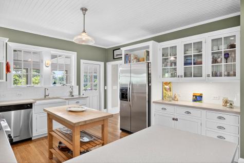 27 Fishermans Road Truro MA 02666