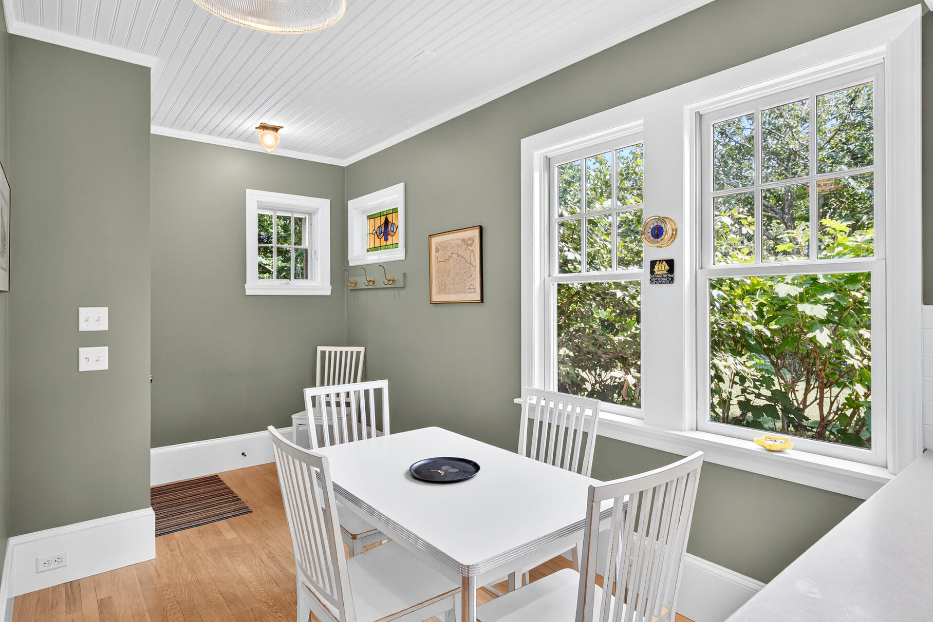 27 Fishermans Road Truro MA 02666