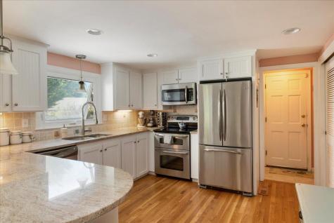 8 Barkley Street South Yarmouth MA 02664