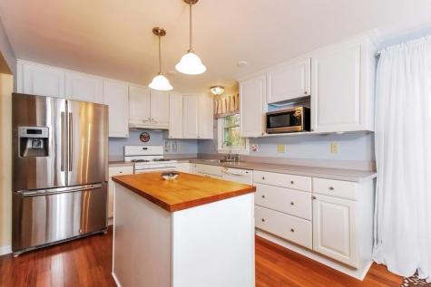 15 Sadys Lane East Falmouth MA 02536