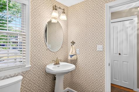 30 Fairview Lane Plymouth MA 02360