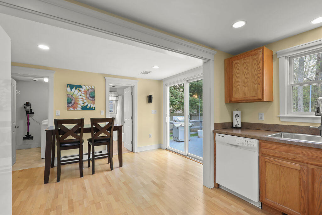 5 Deerfield Road Mashpee MA 02649