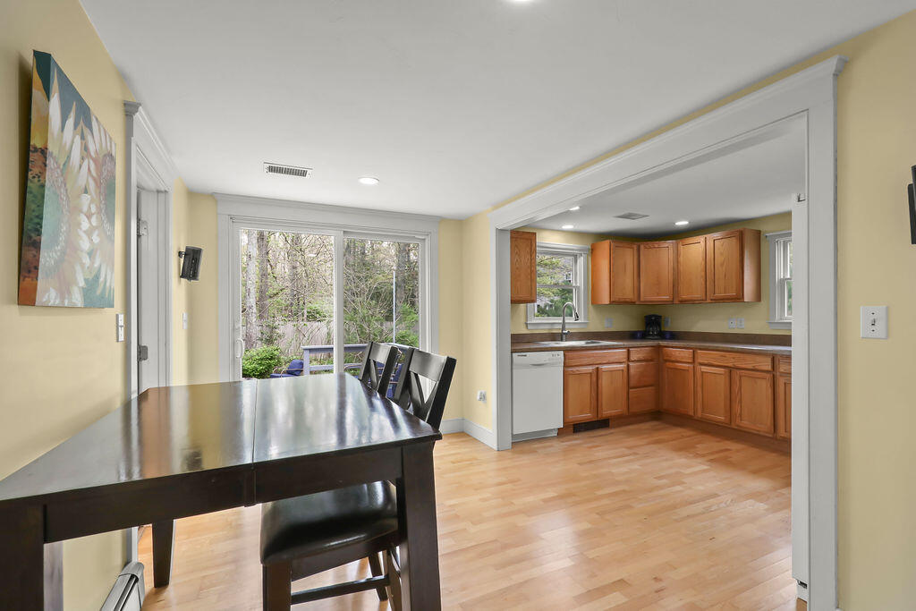 5 Deerfield Road Mashpee MA 02649