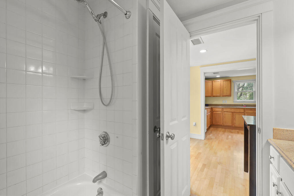 5 Deerfield Road Mashpee MA 02649