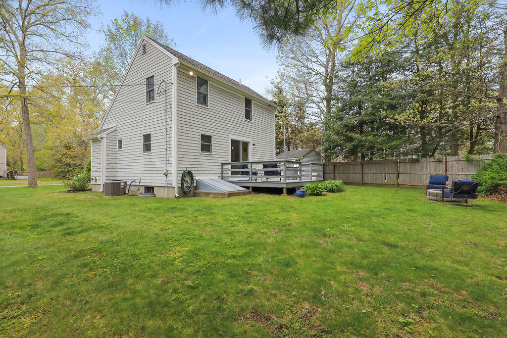 5 Deerfield Road Mashpee MA 02649