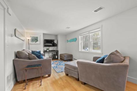 5 Deerfield Road Mashpee MA 02649