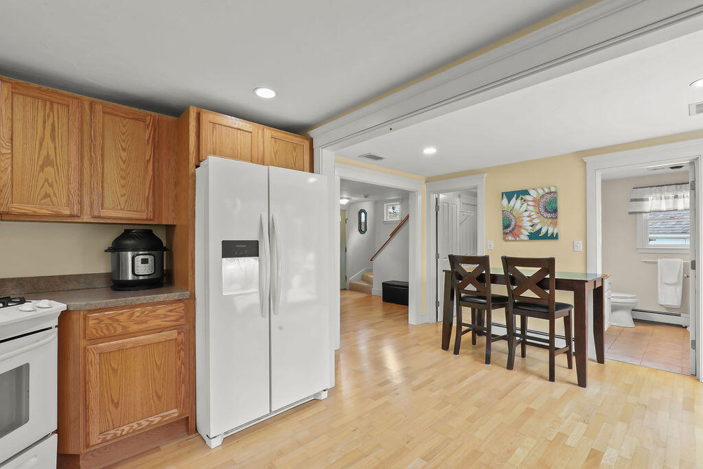 5 Deerfield Road Mashpee MA 02649
