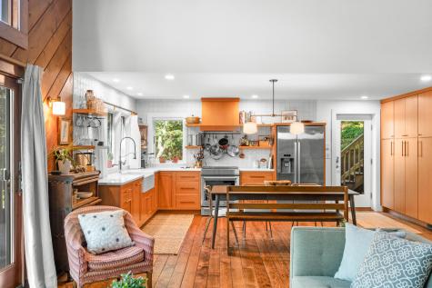 136 N Pond Drive Brewster MA 02631
