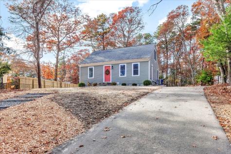 47 Shallow Pond Lane Falmouth MA 02536