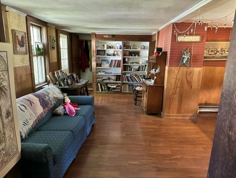 1044 Old Falmouth Road Barnstable MA 02648