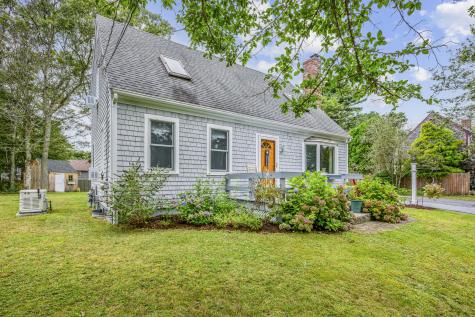 25 Cove Road Forestdale MA 02644