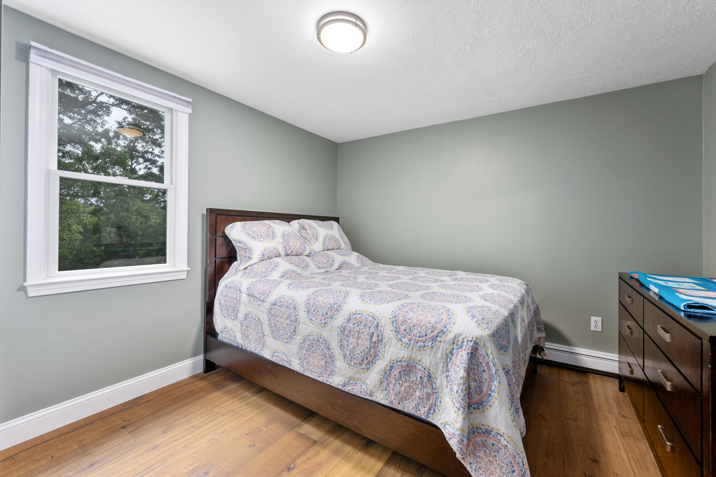 25 Cove Road Forestdale MA 02644