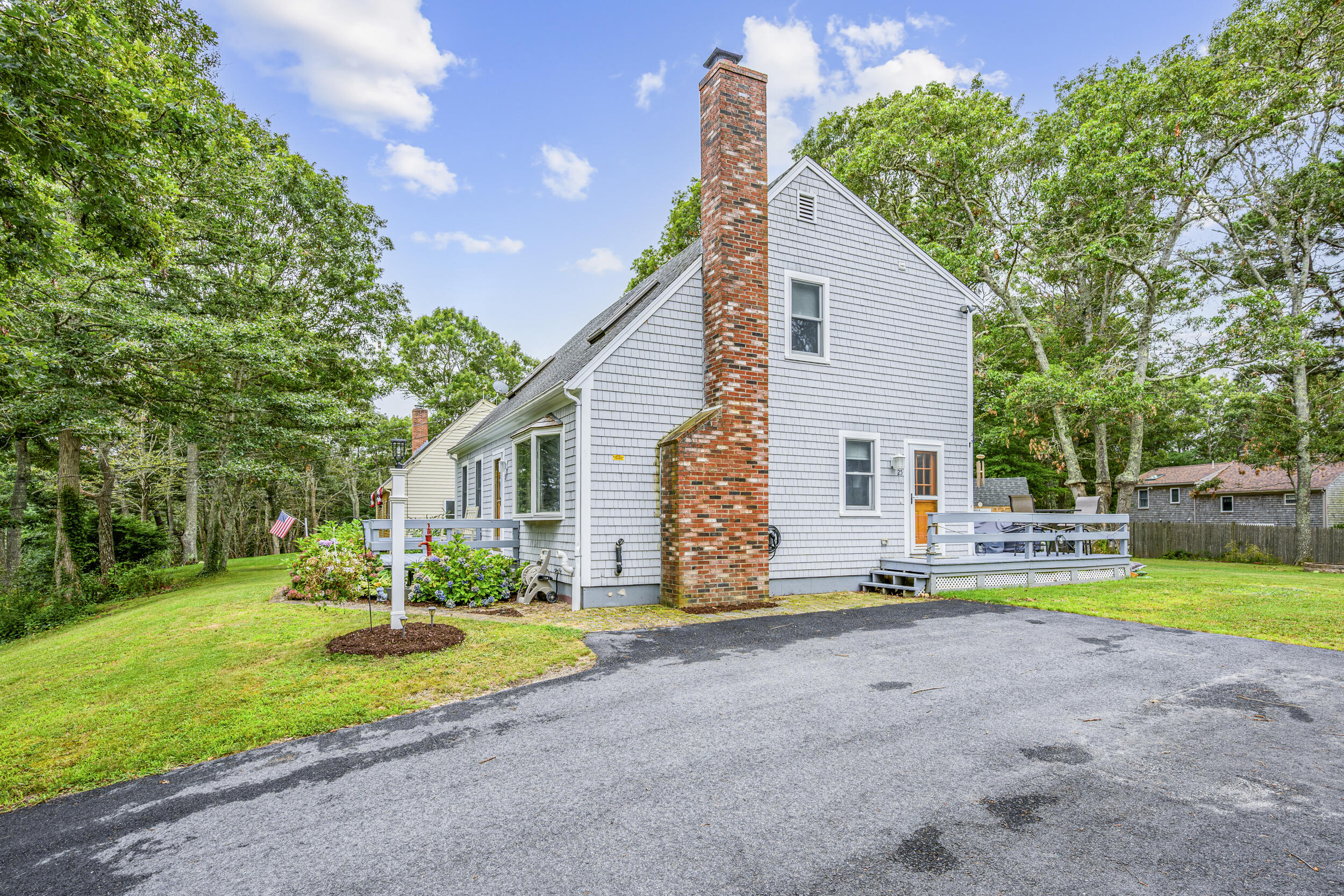 25 Cove Road Forestdale MA 02644