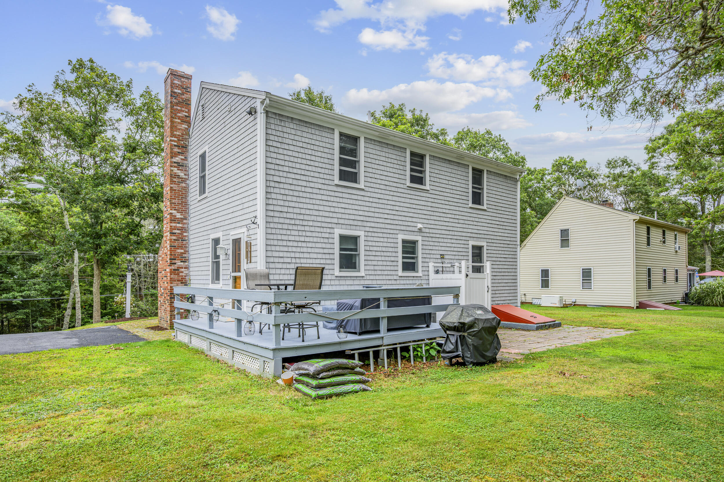25 Cove Road Forestdale MA 02644