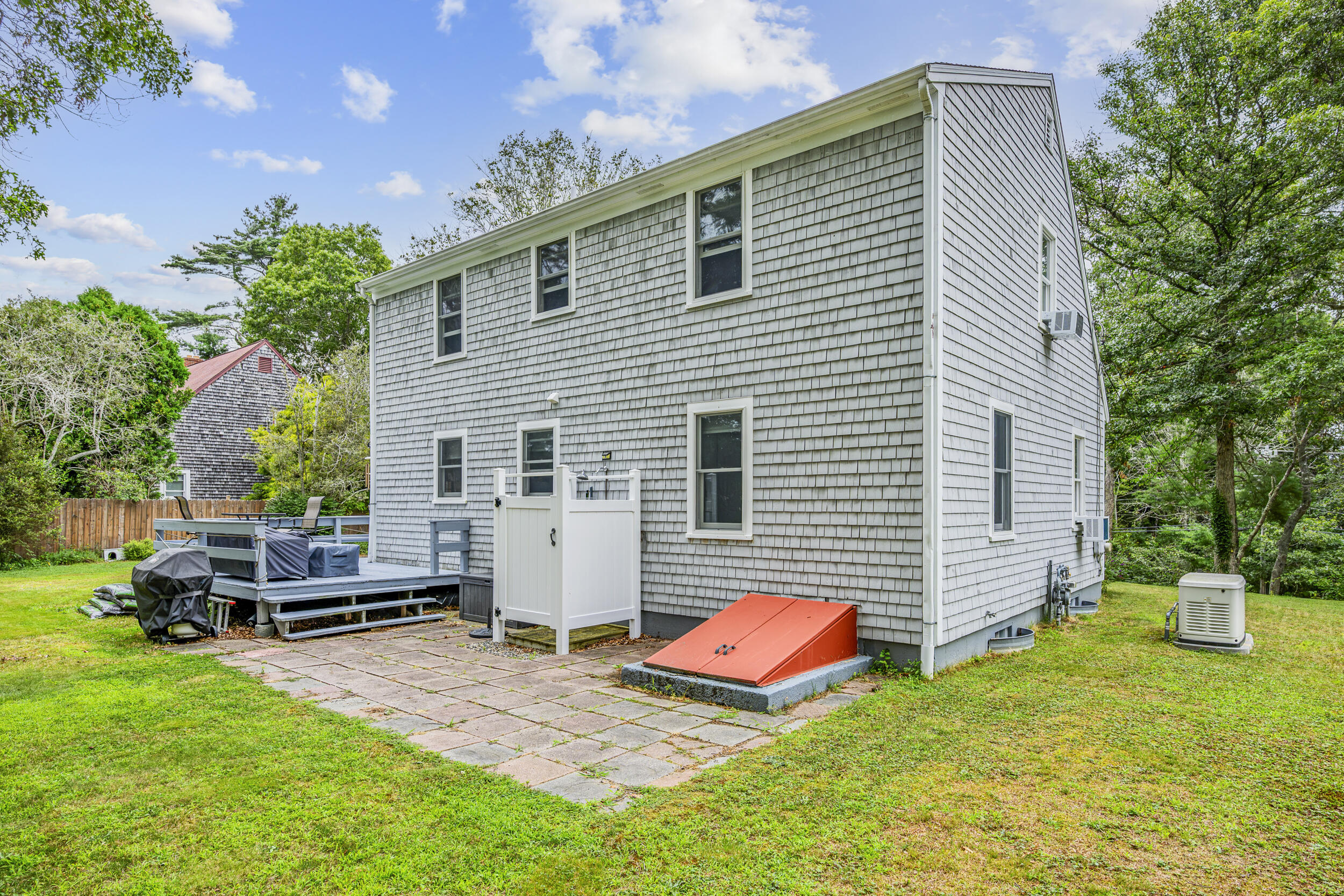 25 Cove Road Forestdale MA 02644