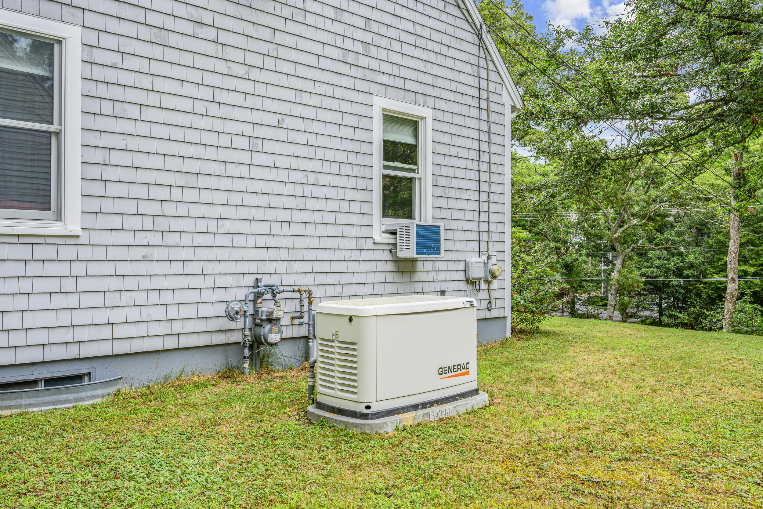 25 Cove Road Forestdale MA 02644