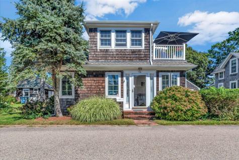 14 Hawthorne Avenue Falmouth MA 02540