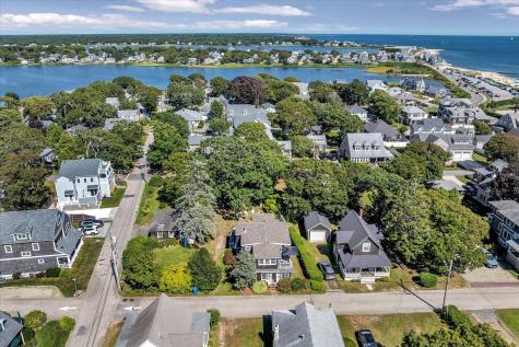 14 Hawthorne Avenue Falmouth MA 02540