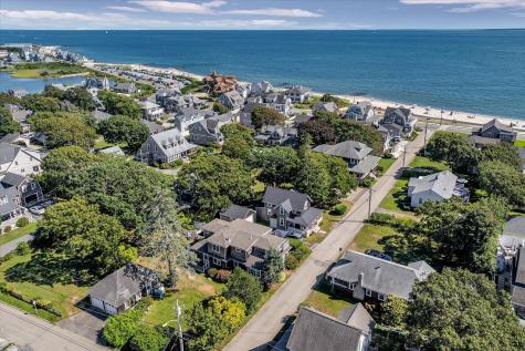 14 Hawthorne Avenue Falmouth MA 02540