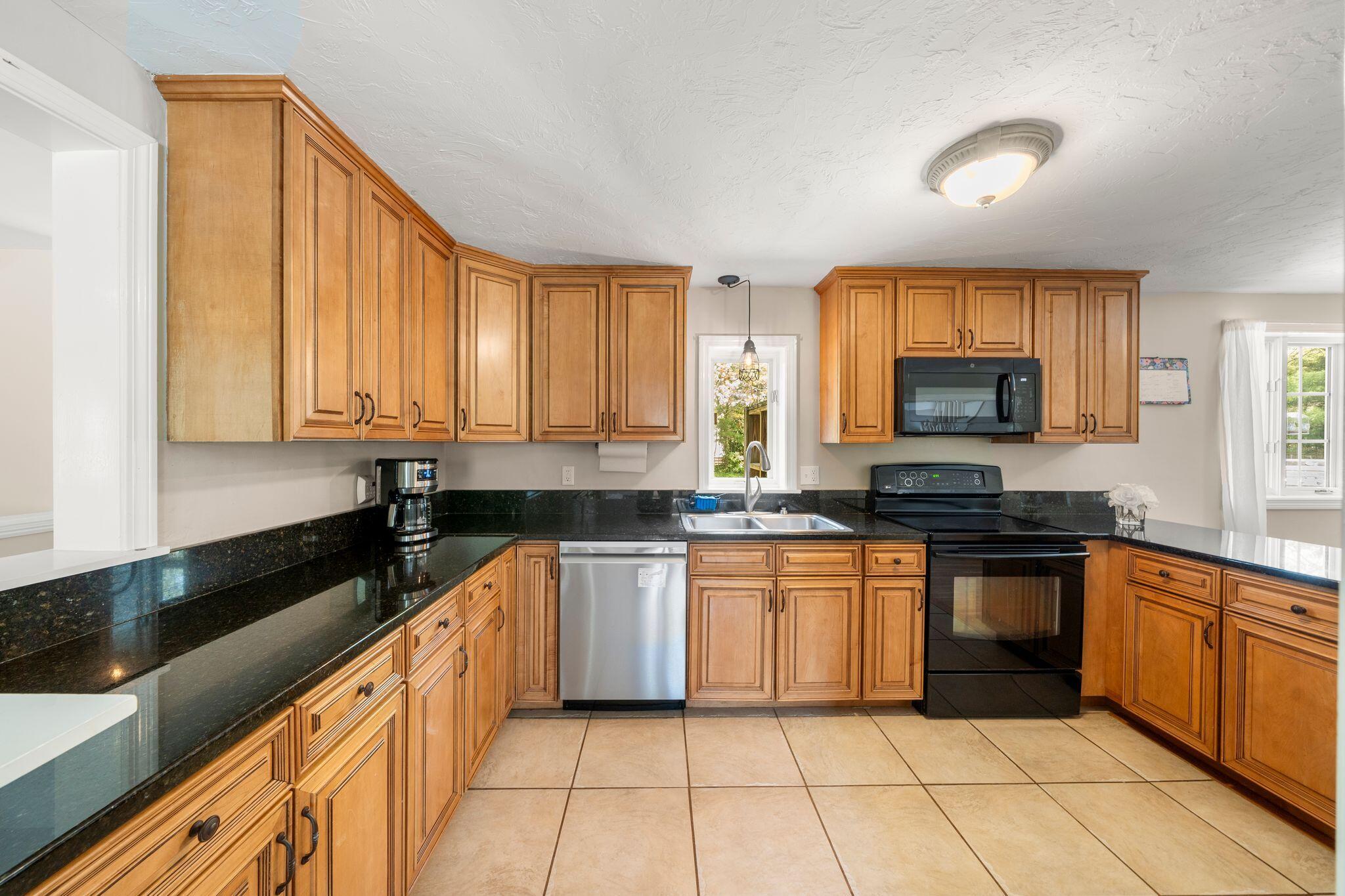 302 Ames Way Centerville MA 02632