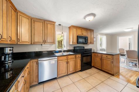 302 Ames Way Barnstable MA 02632