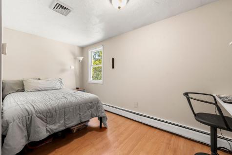 302 Ames Way Barnstable MA 02632