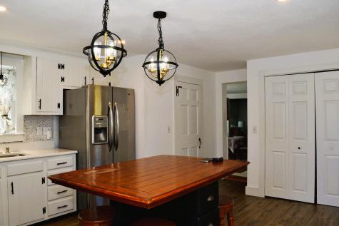 713 Sandwich Road Falmouth MA 02536