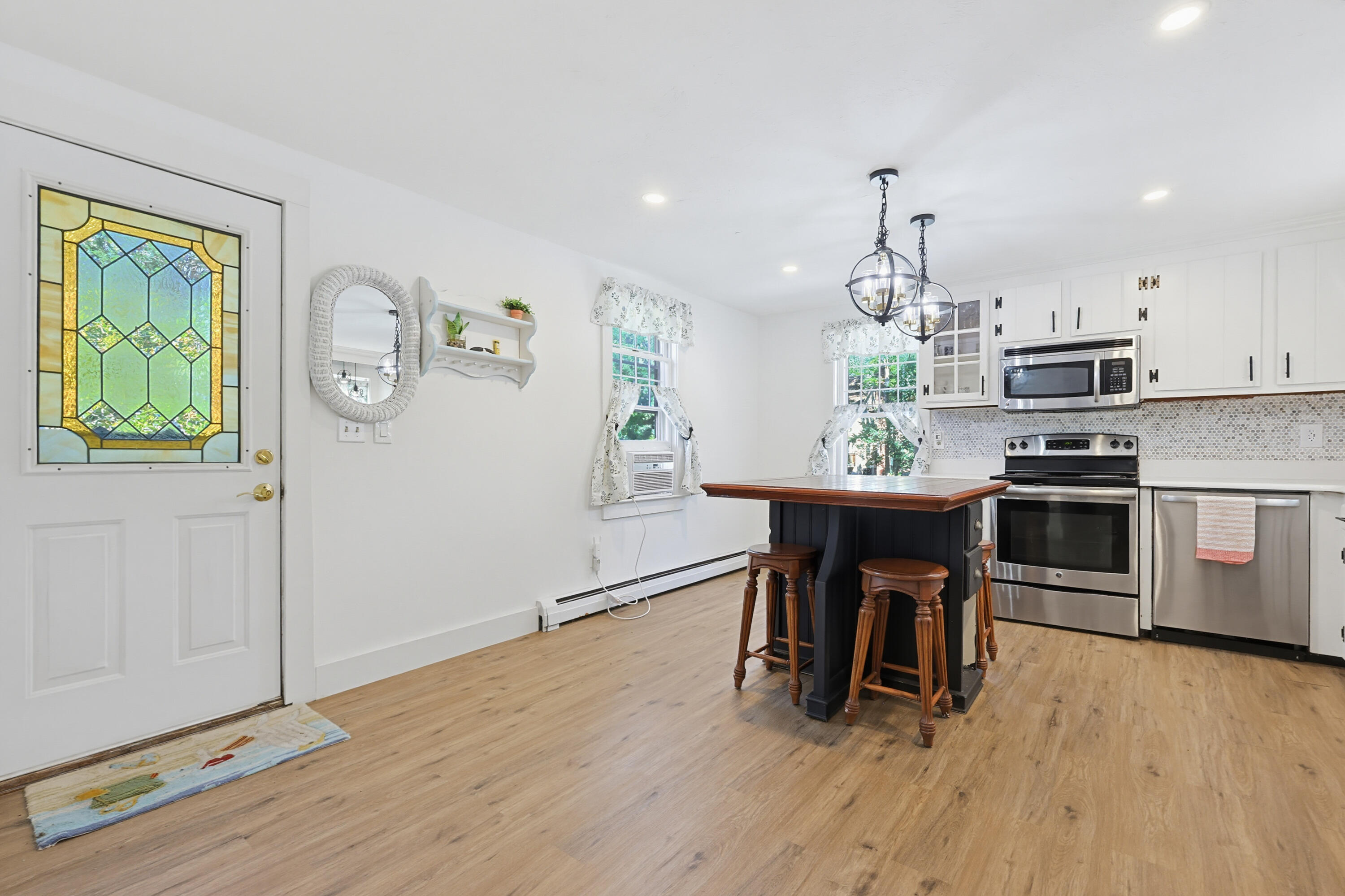 713 Sandwich Road East Falmouth MA 02536