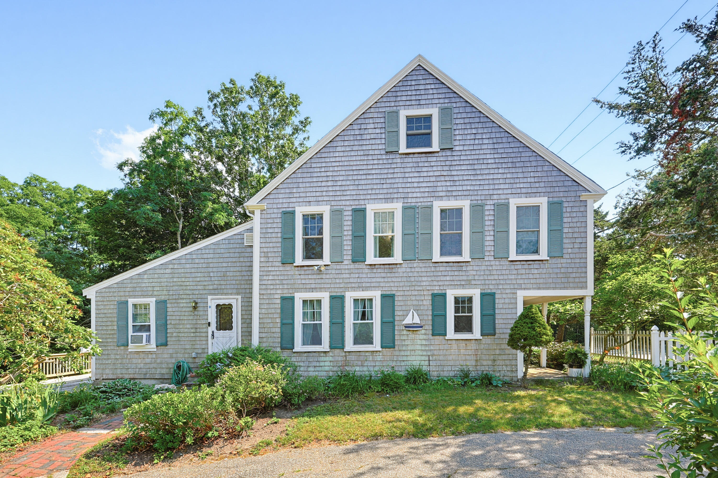713 Sandwich Road East Falmouth MA 02536