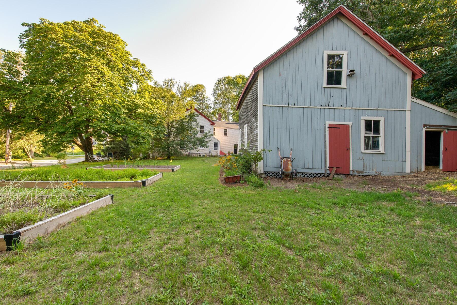 1276 County Road Cataumet MA 02534