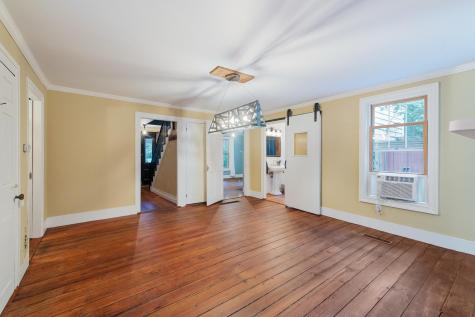 1276 County Road Cataumet MA 02534
