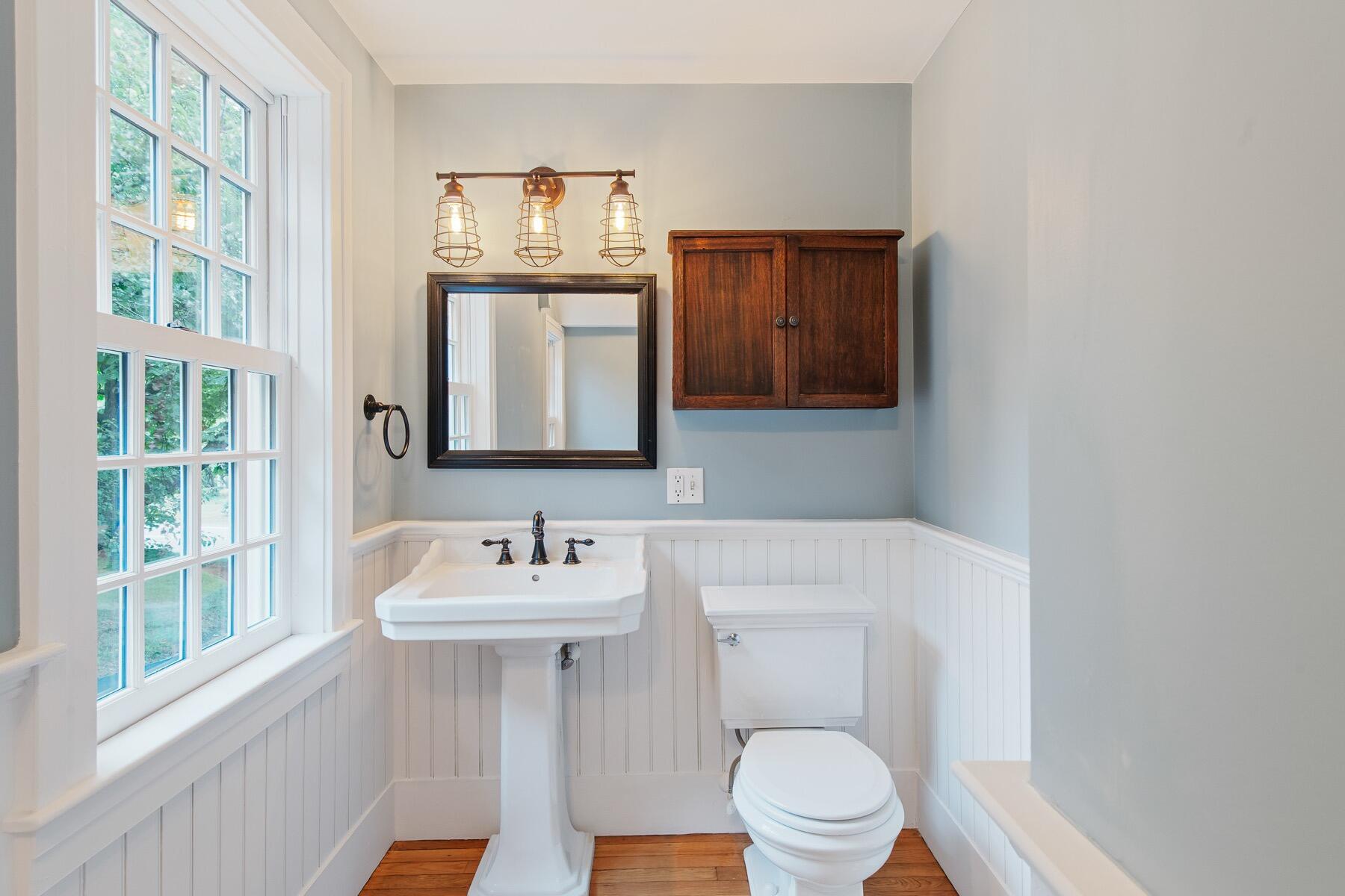 1276 County Road Cataumet MA 02534