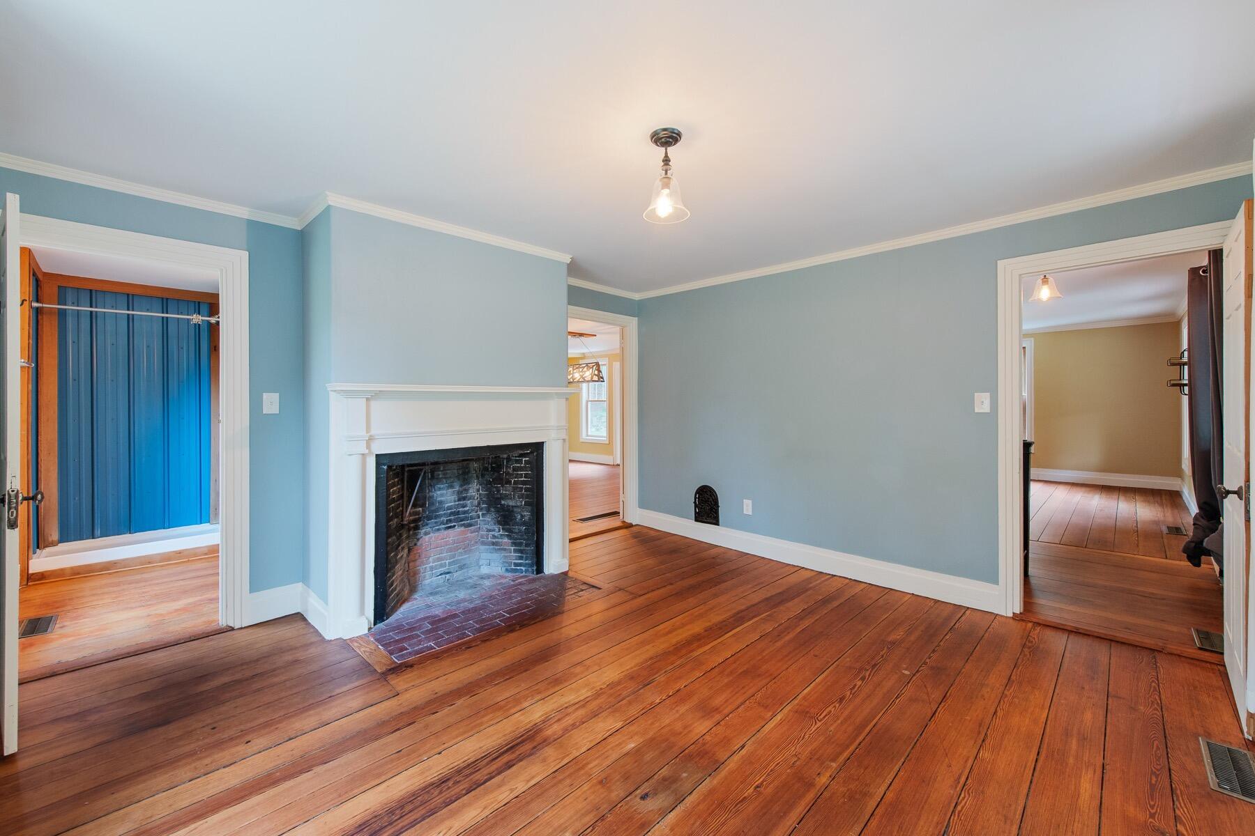 1276 County Road Cataumet MA 02534