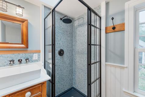1276 County Road Cataumet MA 02534