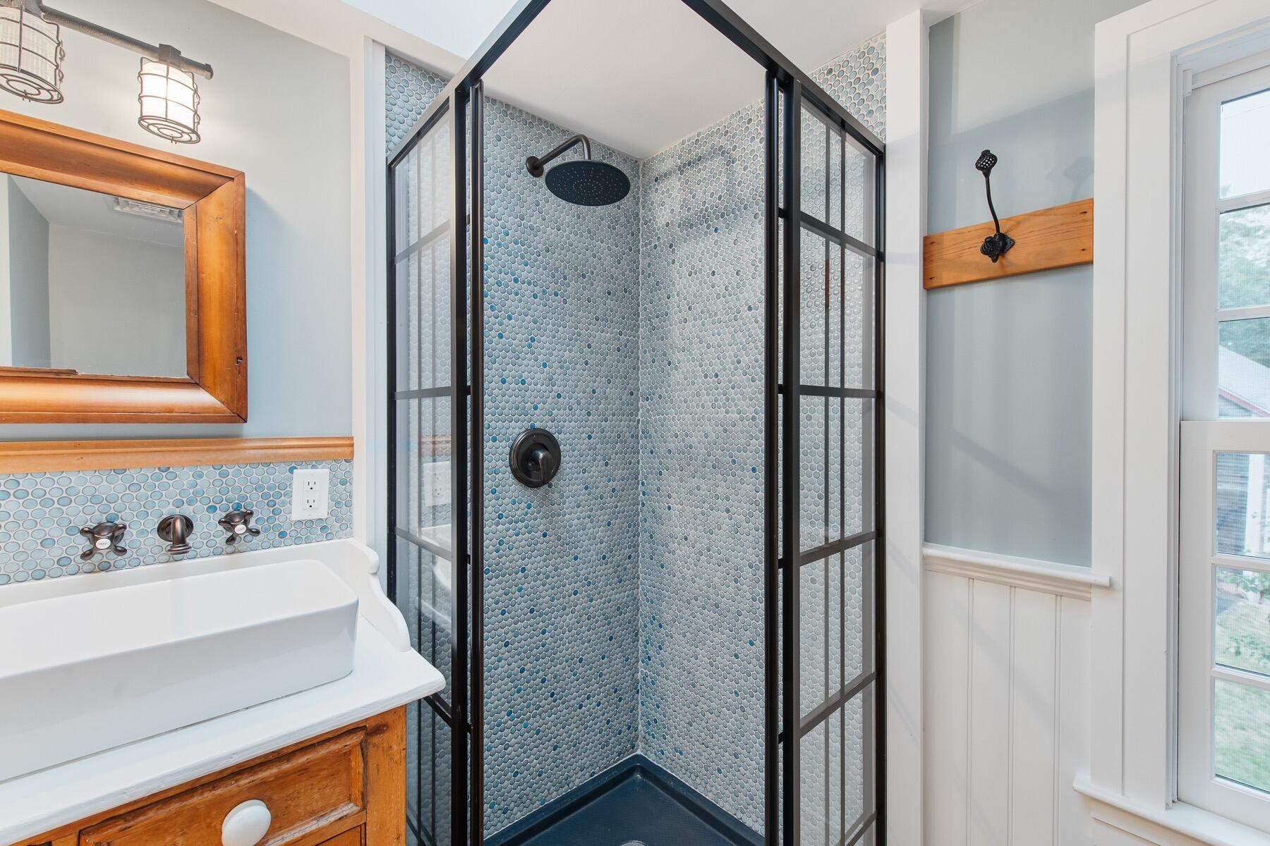 1276 County Road Cataumet MA 02534