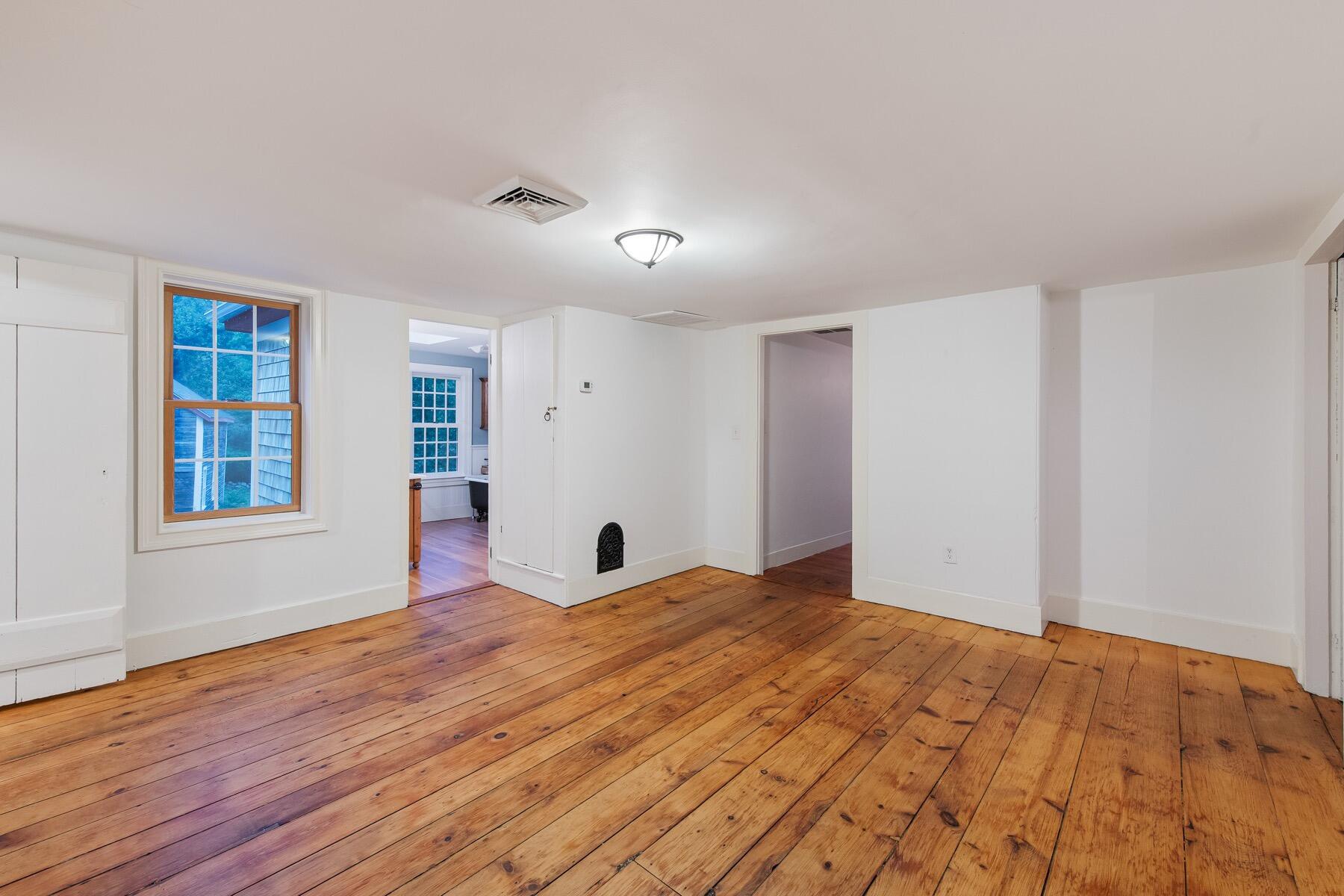 1276 County Road Cataumet MA 02534