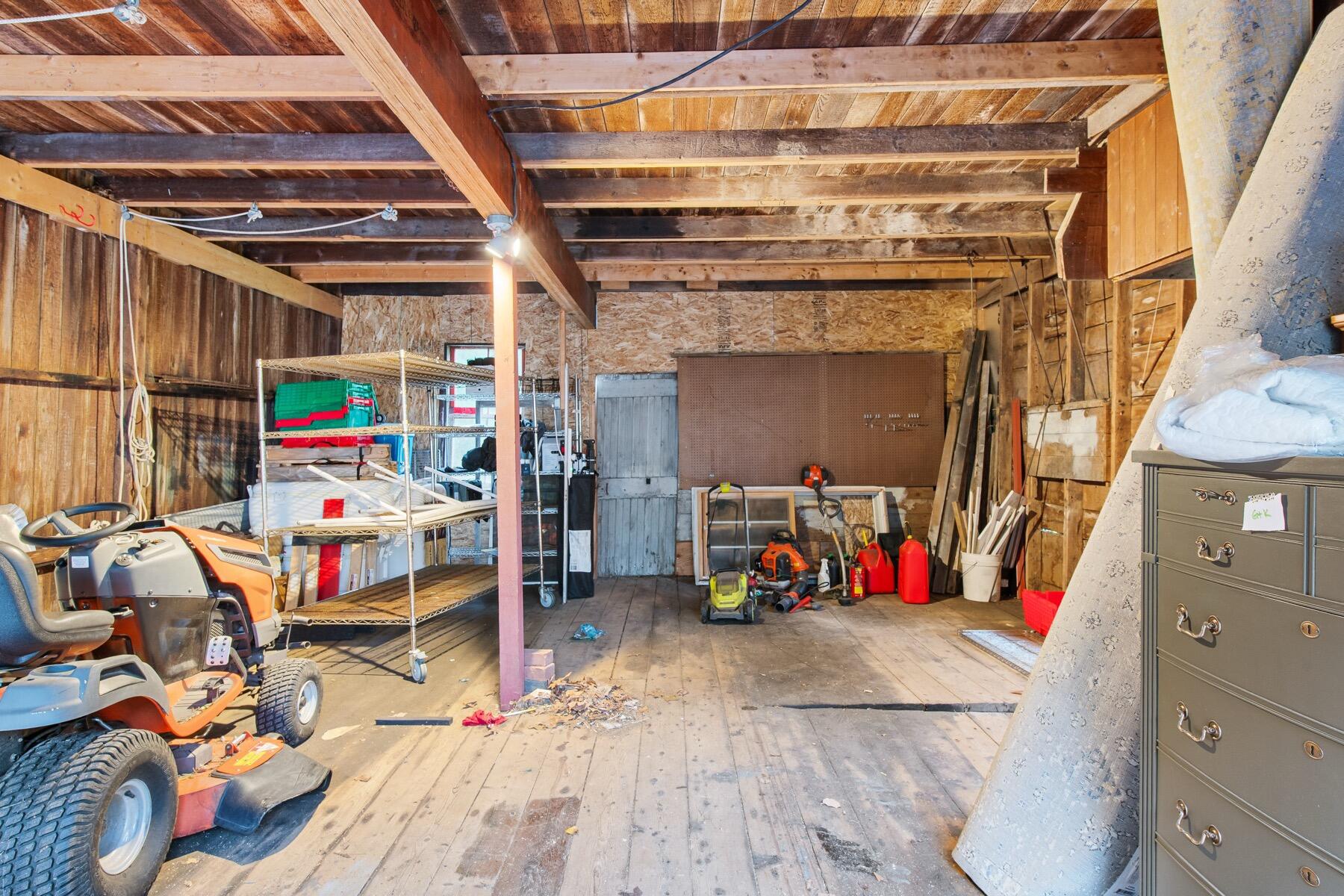 1276 County Road Cataumet MA 02534