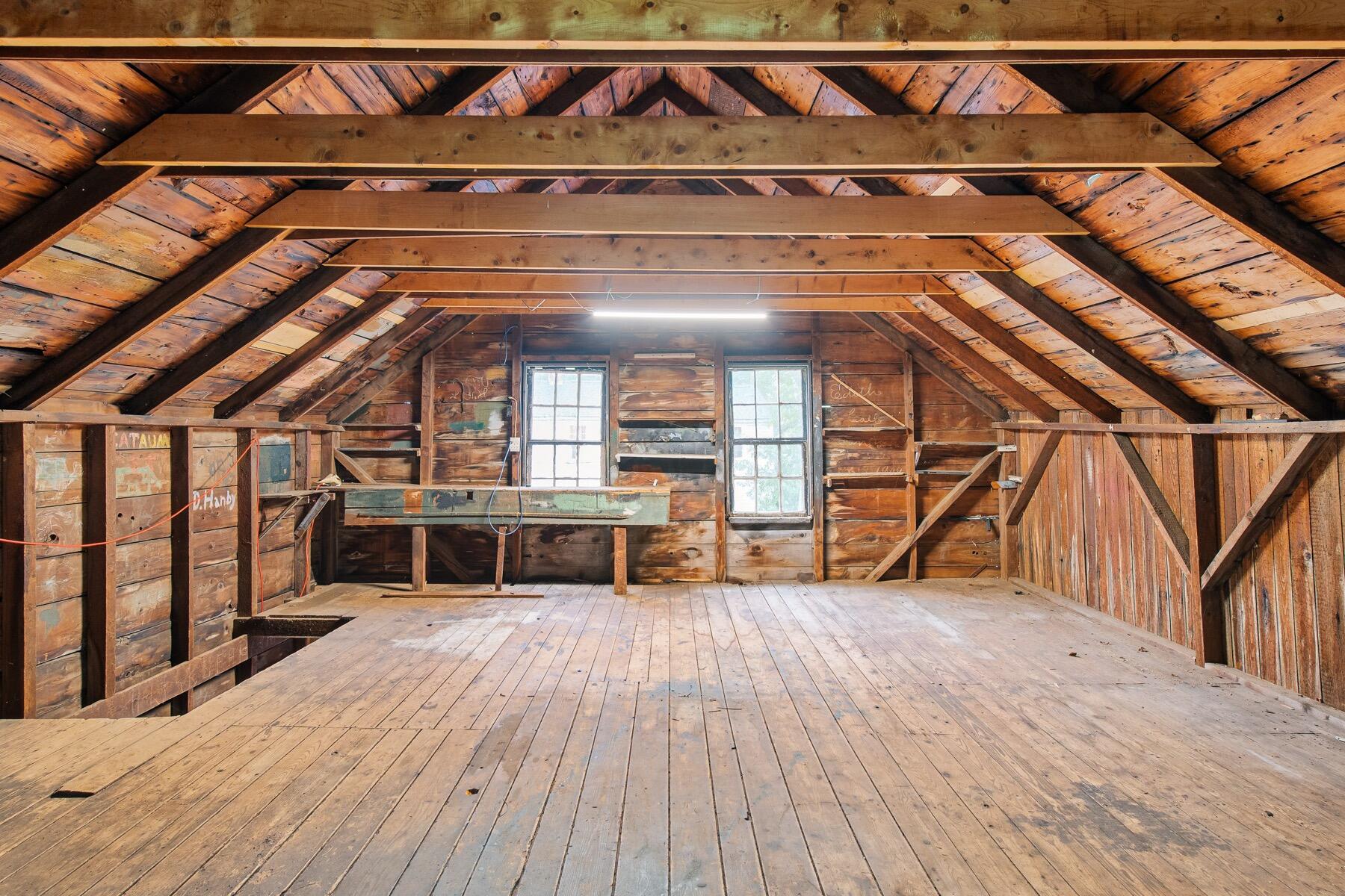 1276 County Road Cataumet MA 02534