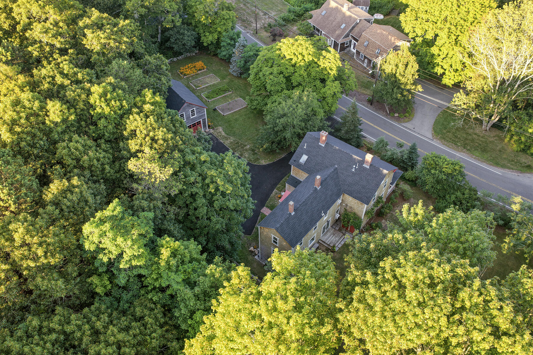 1276 County Road Cataumet MA 02534