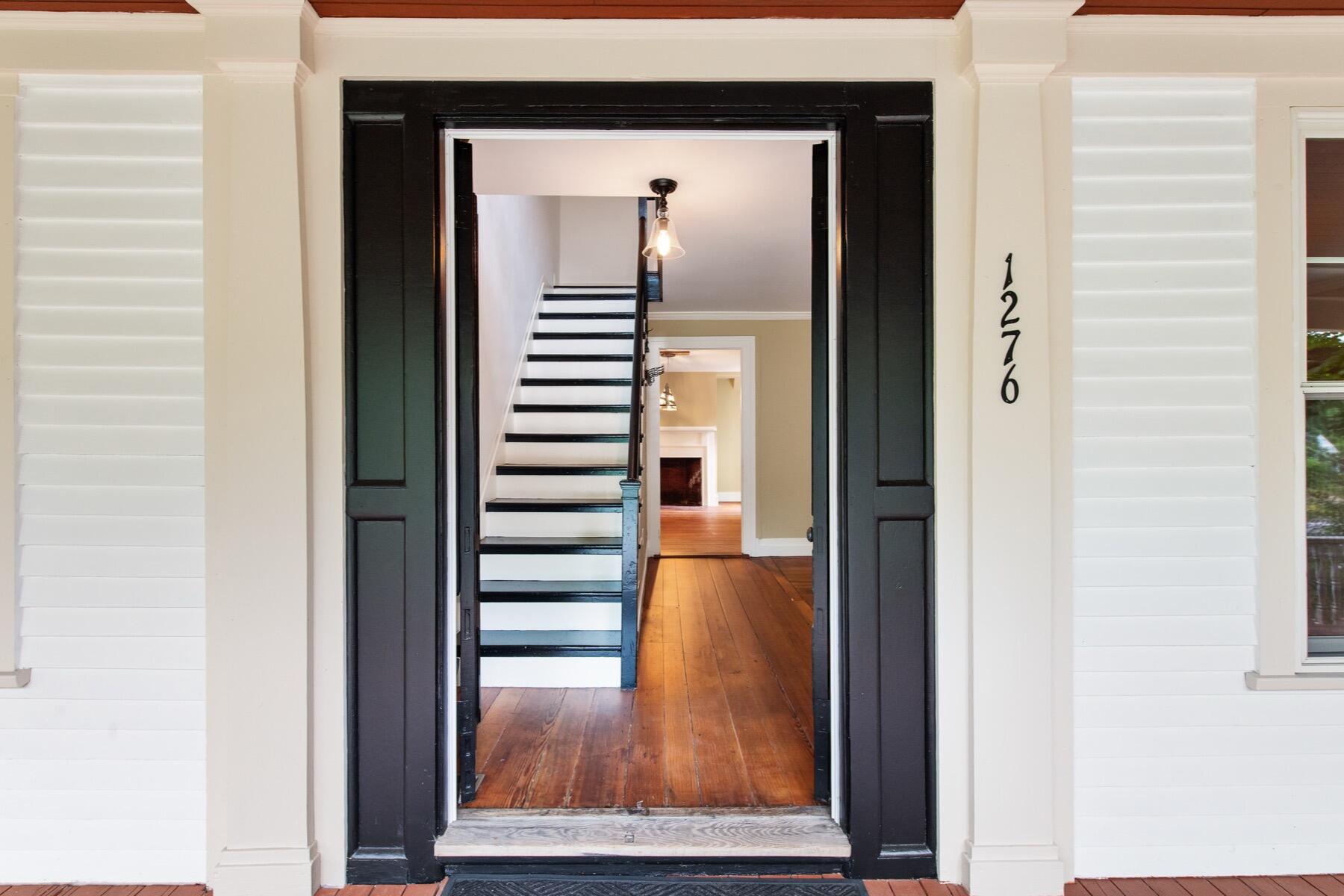 1276 County Road Cataumet MA 02534