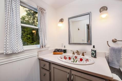 72 Benjamin Nyes Lane Falmouth MA 02540