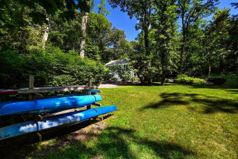 72 Benjamin Nyes Lane Falmouth MA 02540