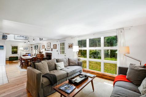 72 Benjamin Nyes Lane Falmouth MA 02540