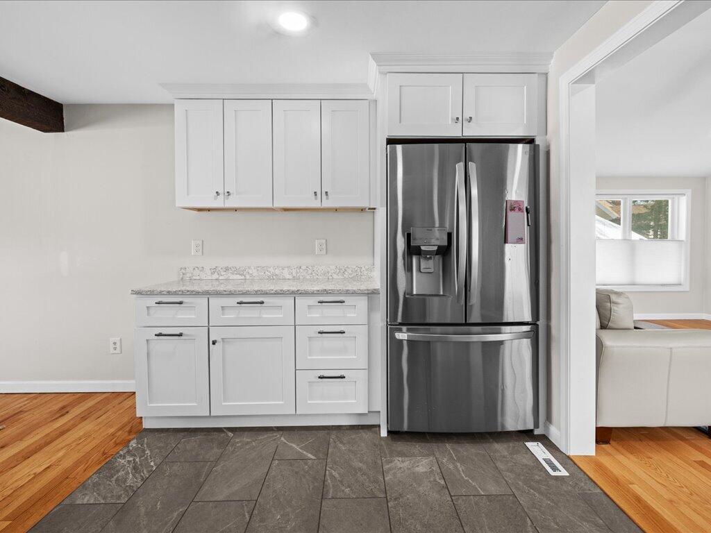 17 Swallow Street Falmouth MA 02536