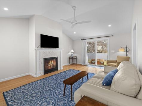17 Swallow Street Falmouth MA 02536